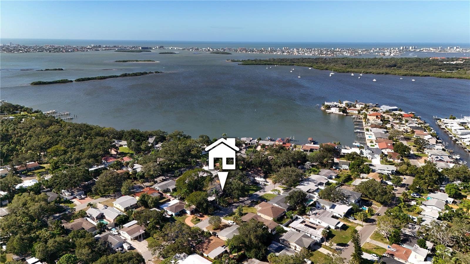 8338 41ST AVENUE N, St Petersburg, FL 33709 8338 41ST AVENUE N, St Petersburg, FL 33709