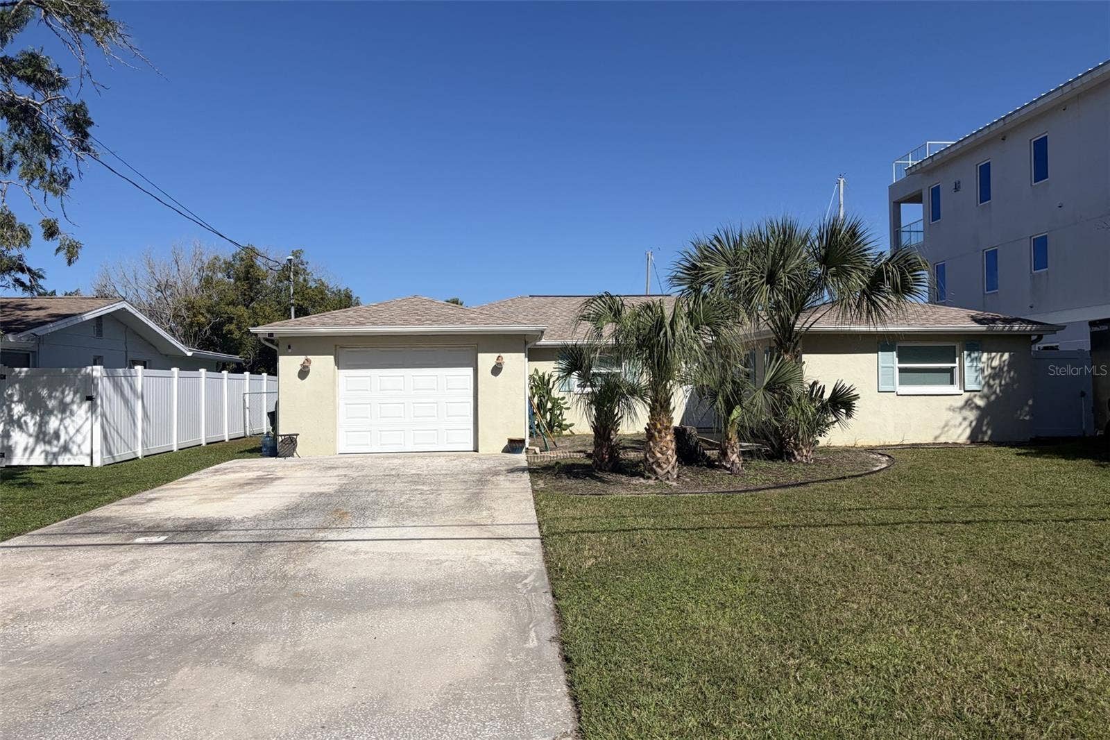 12517 COFFEE HILL ROW, Hudson, FL 34667 12517 COFFEE HILL ROW, Hudson, FL 34667
