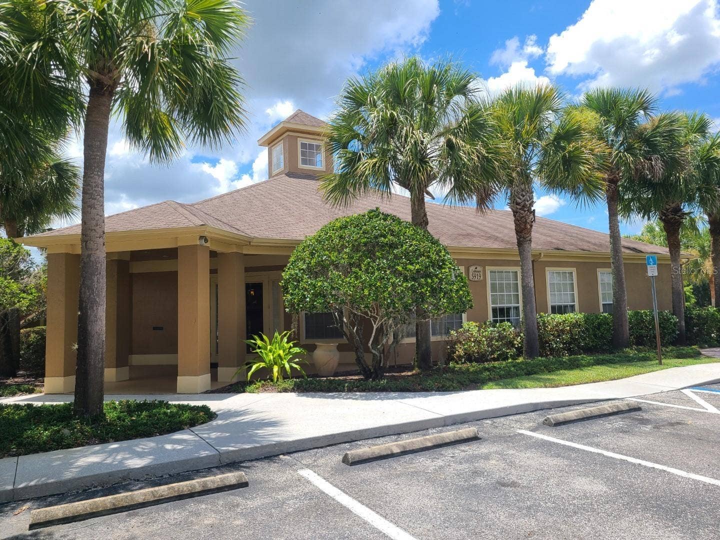 5901 BRICKLEBERRY LANE, #203, Zephyrhills, FL 33541