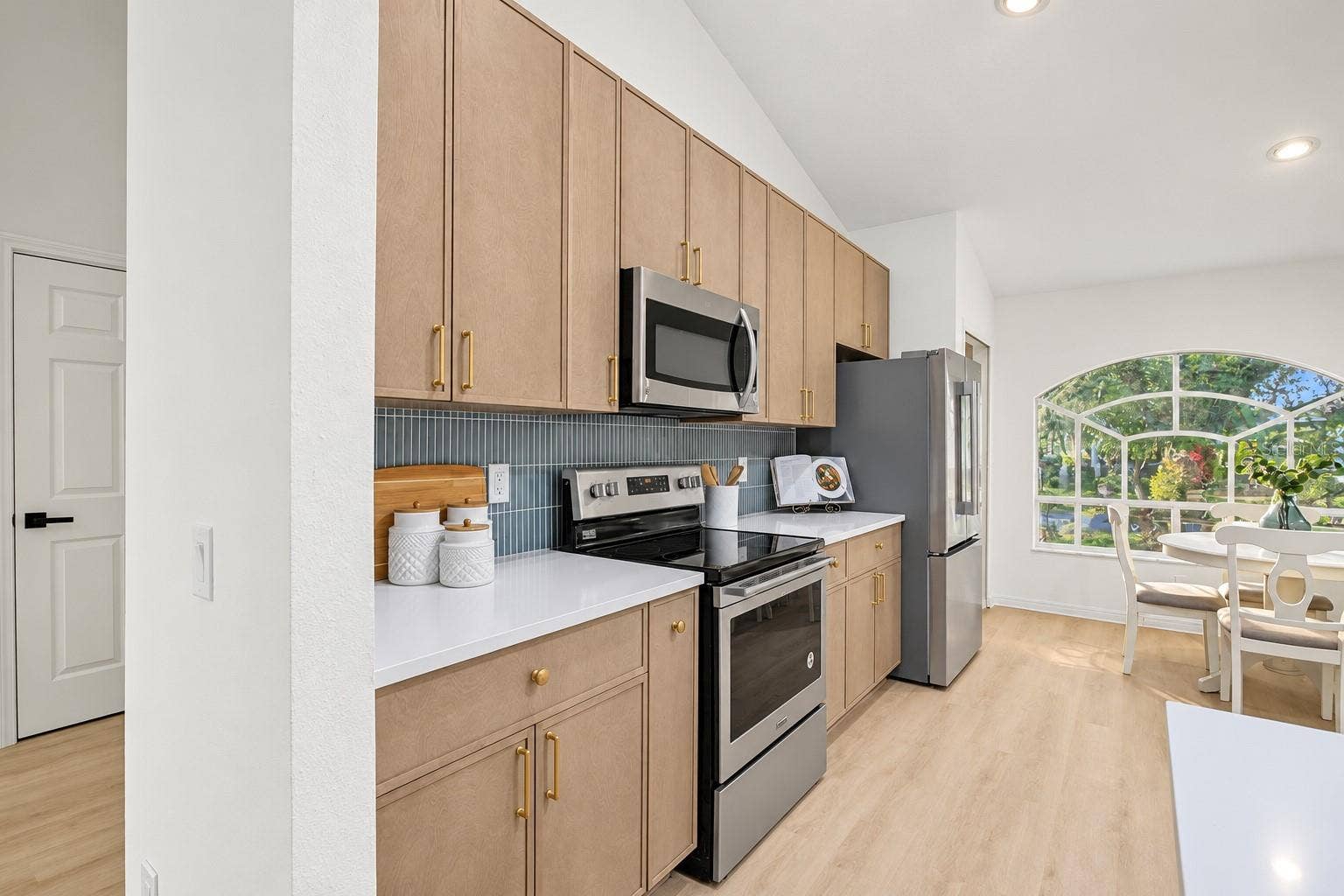 4218 BRANCHSIDE LANE, Wesley Chapel, FL 33543 4218 BRANCHSIDE LANE, Wesley Chapel, FL 33543