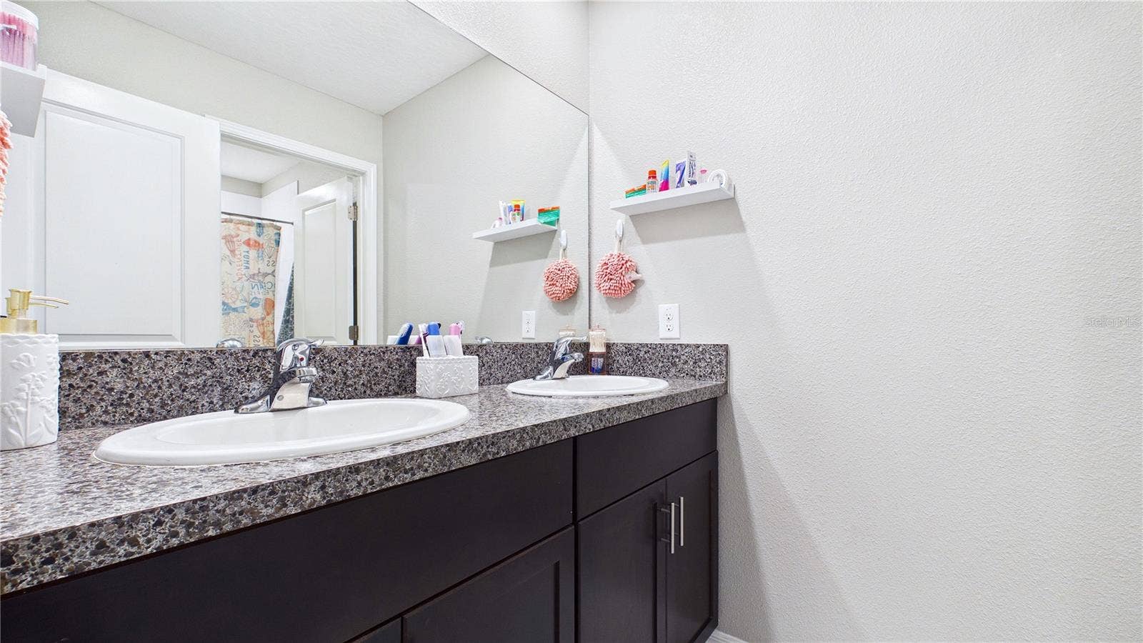 8659 PARSONS HILL BOULEVARD, Wesley Chapel, FL 33545 8659 PARSONS HILL BOULEVARD, Wesley Chapel, FL 33545