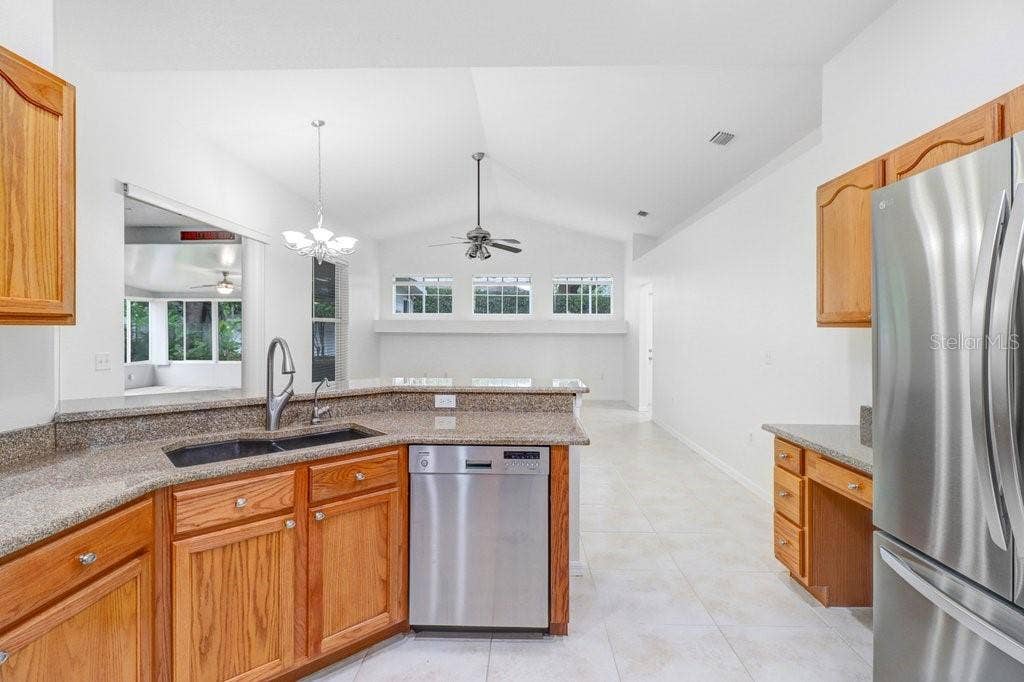 4810 WATER LARK WAY, Valrico, FL 33596 4810 WATER LARK WAY, Valrico, FL 33596