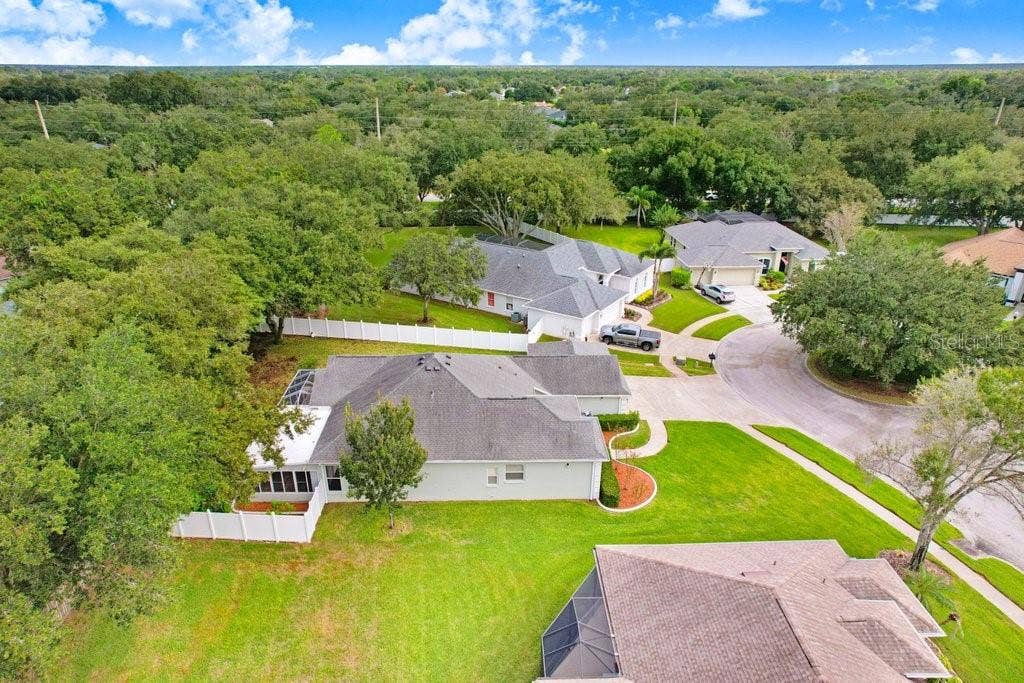 4810 WATER LARK WAY, Valrico, FL 33596 4810 WATER LARK WAY, Valrico, FL 33596