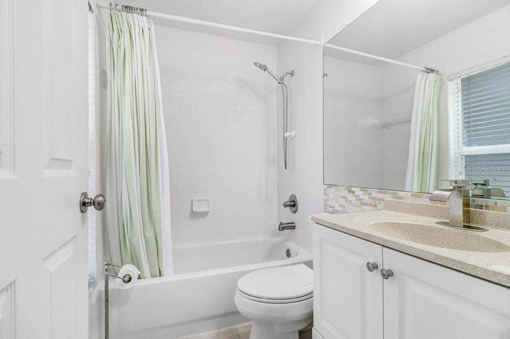 4810 WATER LARK WAY, Valrico, FL 33596 4810 WATER LARK WAY, Valrico, FL 33596