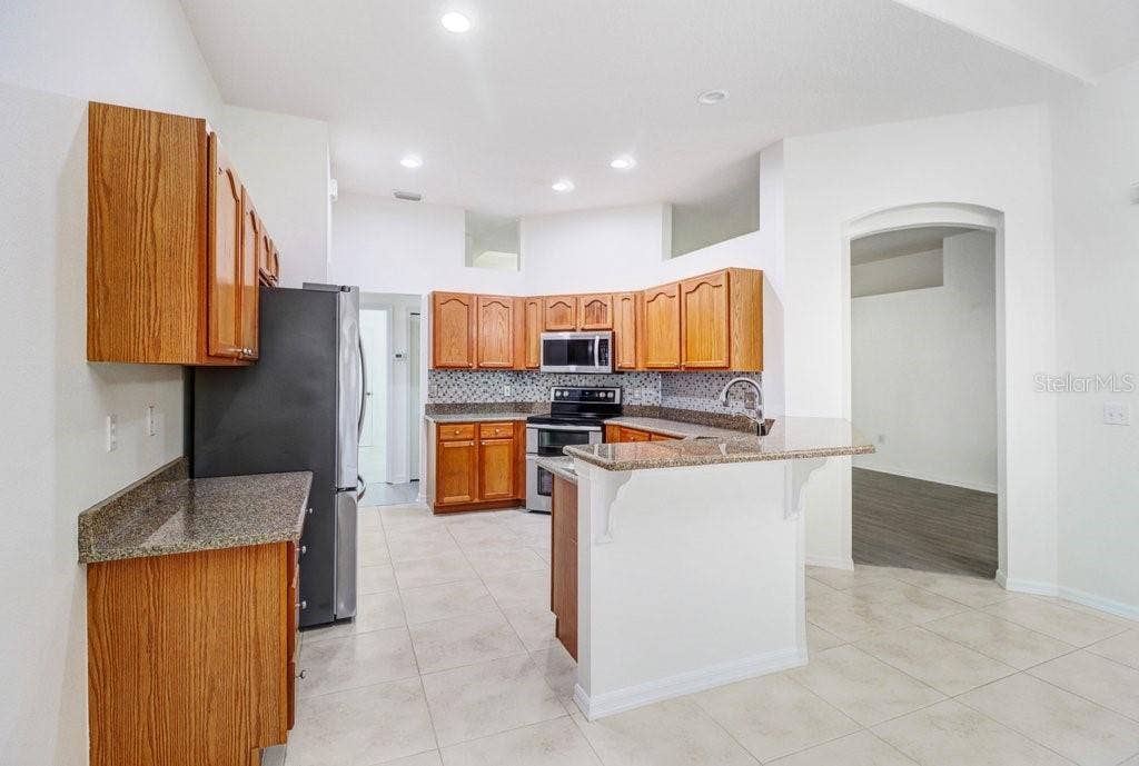 4810 WATER LARK WAY, Valrico, FL 33596 4810 WATER LARK WAY, Valrico, FL 33596