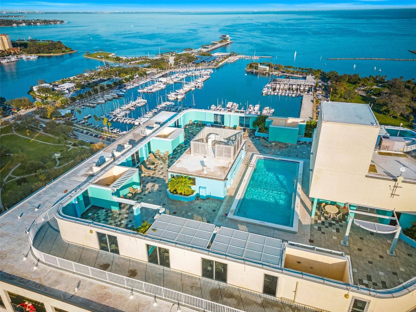 1 BEACH DRIVE SE, #1607, St Petersburg, FL 33701 1 BEACH DRIVE SE, #1607, St Petersburg, FL 33701