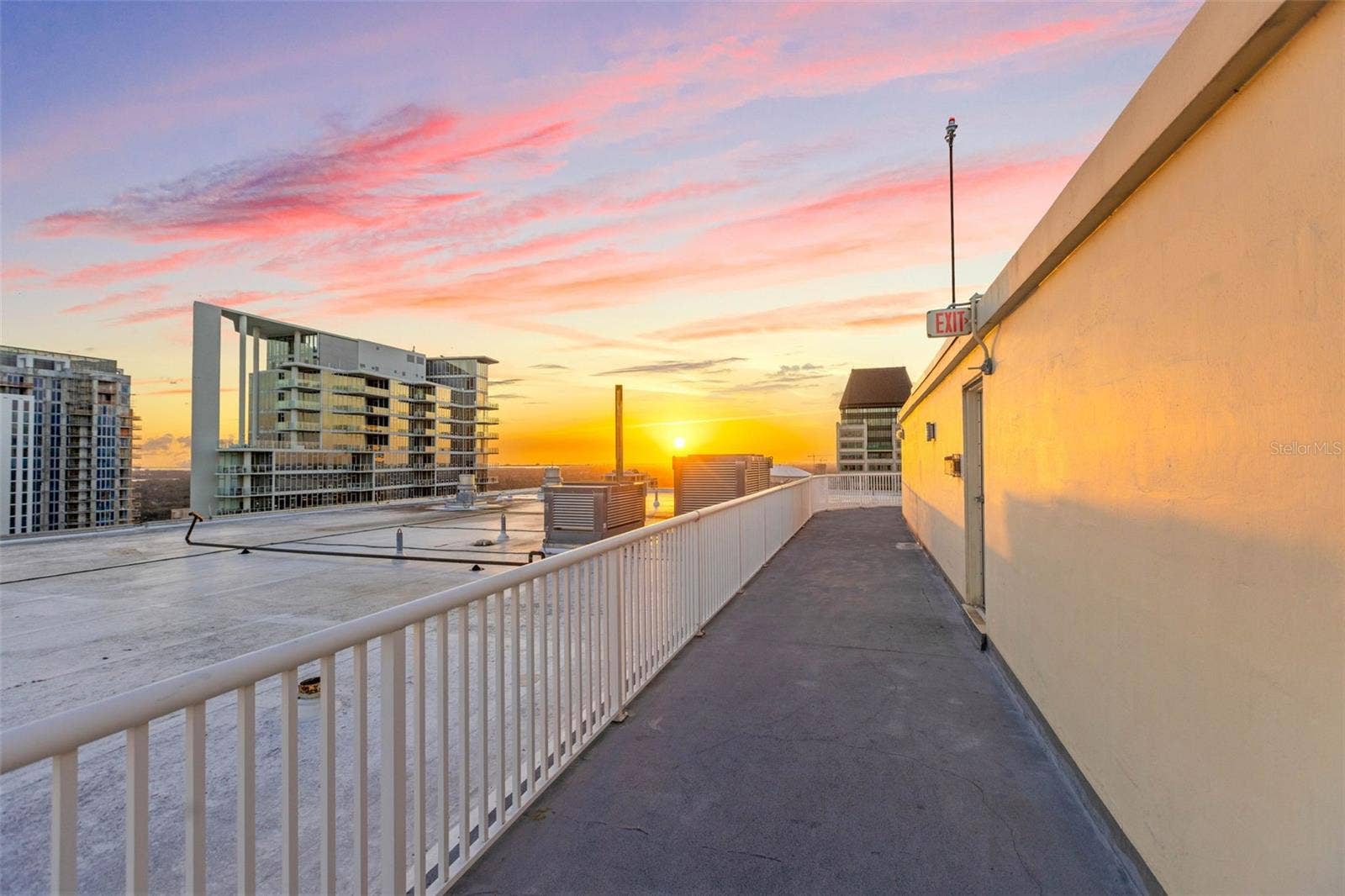 1 BEACH DRIVE SE, #1607, St Petersburg, FL 33701 1 BEACH DRIVE SE, #1607, St Petersburg, FL 33701