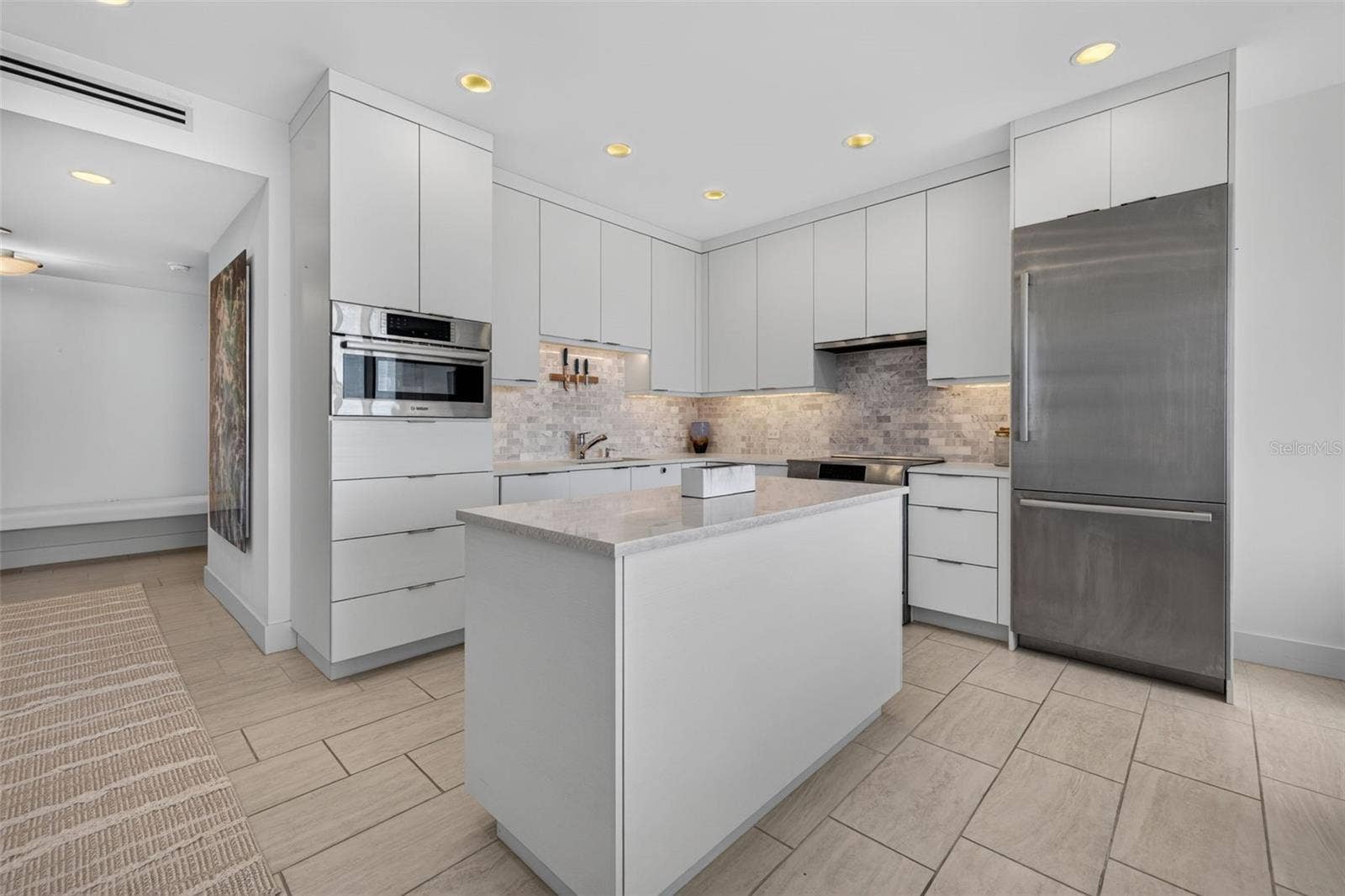 1 BEACH DRIVE SE, #1607, St Petersburg, FL 33701 1 BEACH DRIVE SE, #1607, St Petersburg, FL 33701