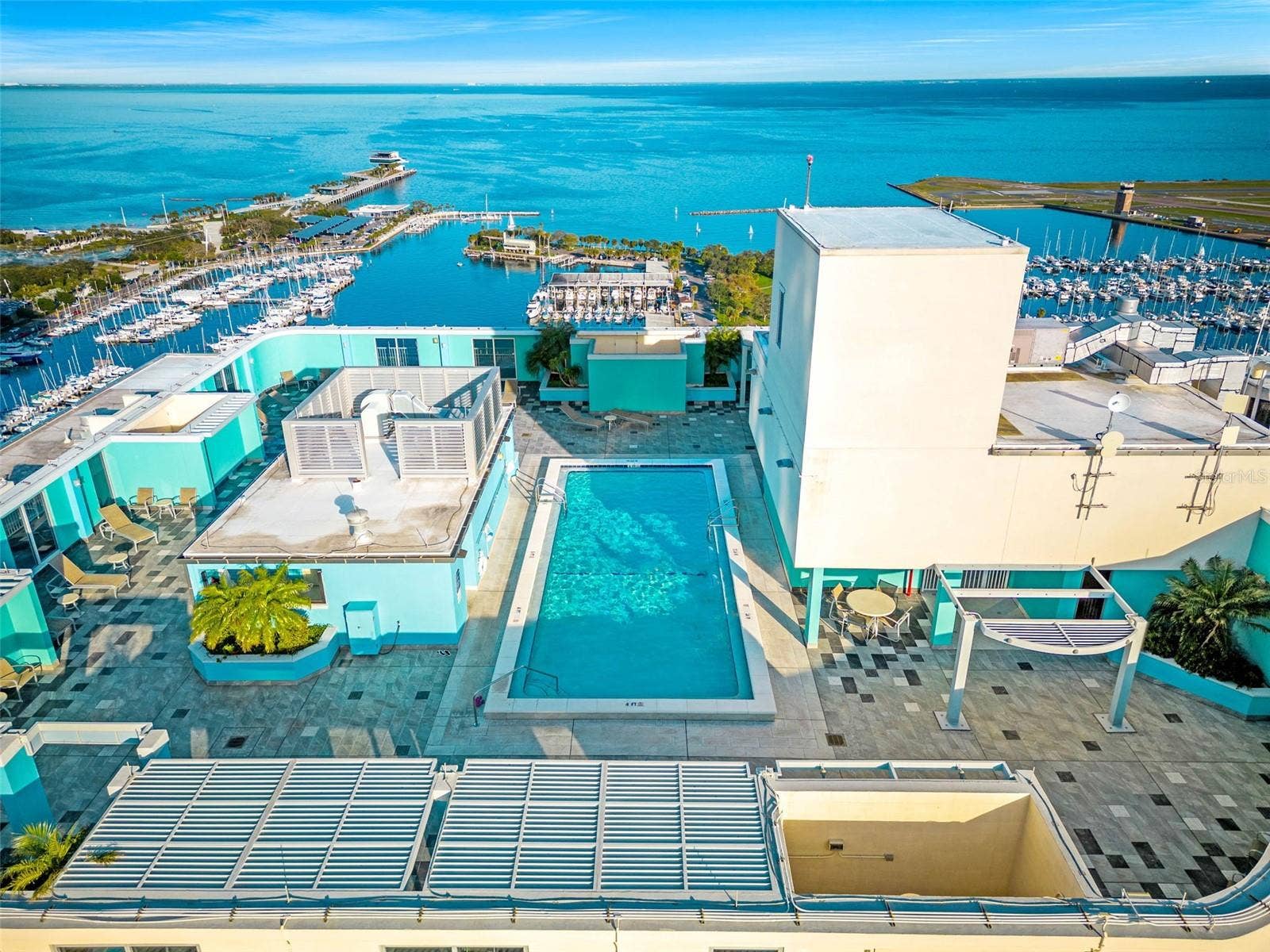 1 BEACH DRIVE SE, #1607, St Petersburg, FL 33701 1 BEACH DRIVE SE, #1607, St Petersburg, FL 33701