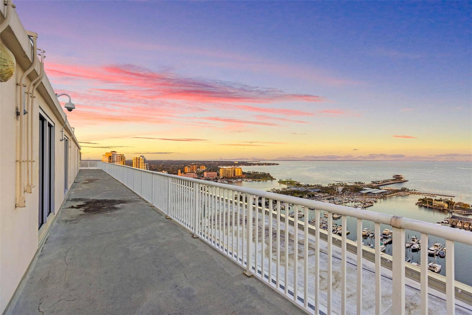 1 BEACH DRIVE SE, #1607, St Petersburg, FL 33701 1 BEACH DRIVE SE, #1607, St Petersburg, FL 33701