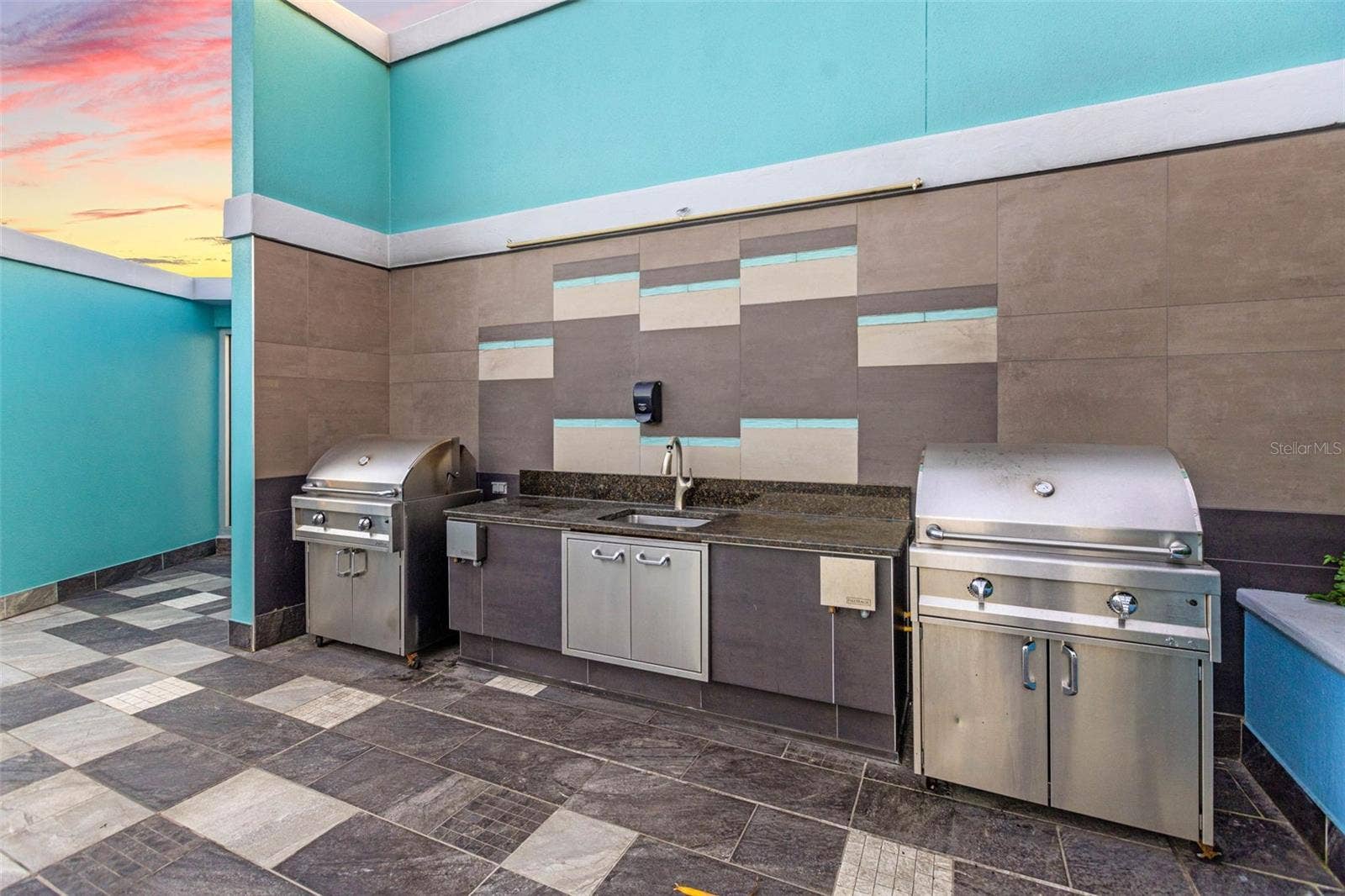 1 BEACH DRIVE SE, #1607, St Petersburg, FL 33701 1 BEACH DRIVE SE, #1607, St Petersburg, FL 33701