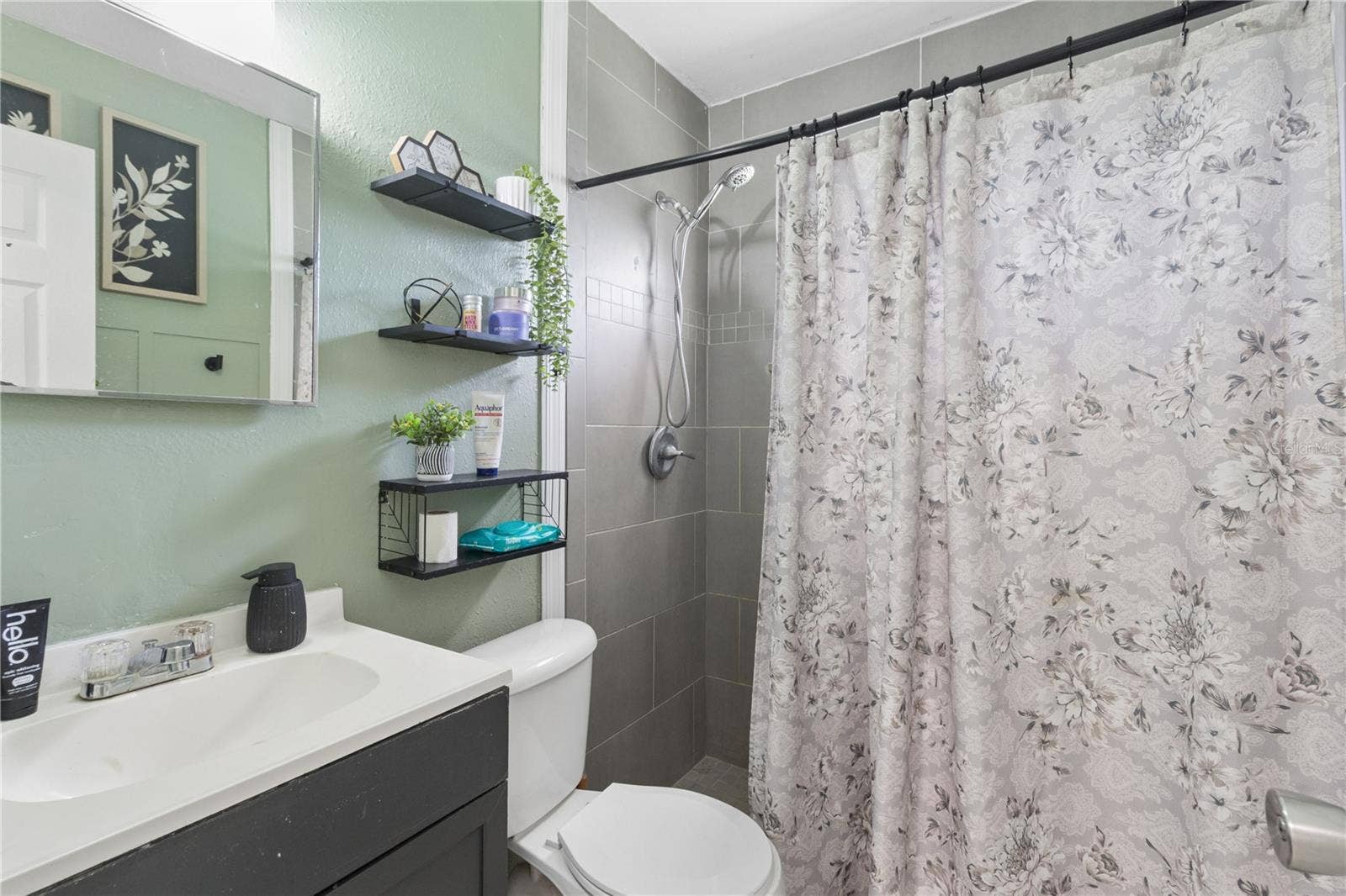 1585 W J WILLIAMS LANE, Dunnellon, FL 34434 1585 W J WILLIAMS LANE, Dunnellon, FL 34434