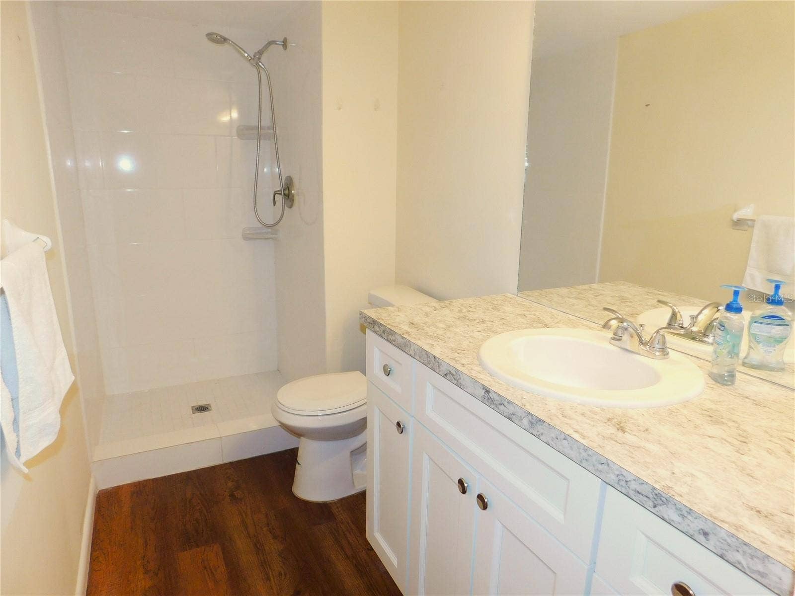 105 PALMETTO COURT, Oldsmar, FL 34677