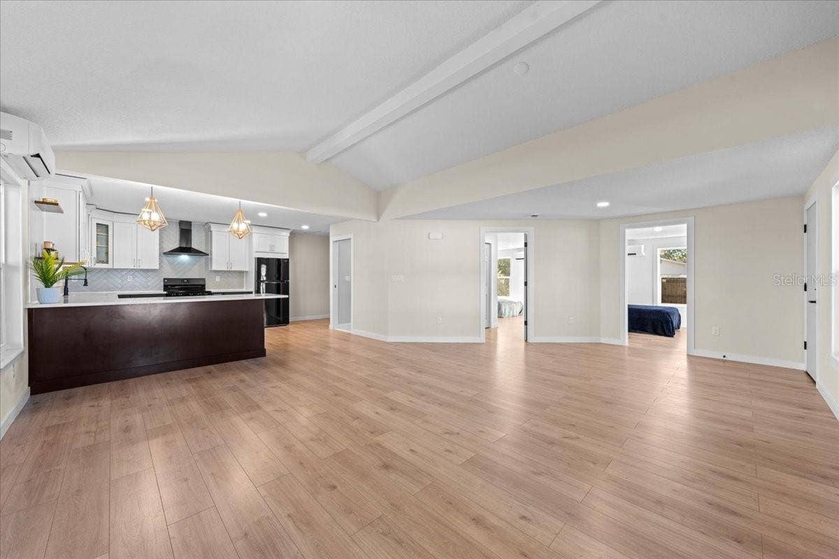 6948 DARTMOUTH AVENUE N, St Petersburg, FL 33710