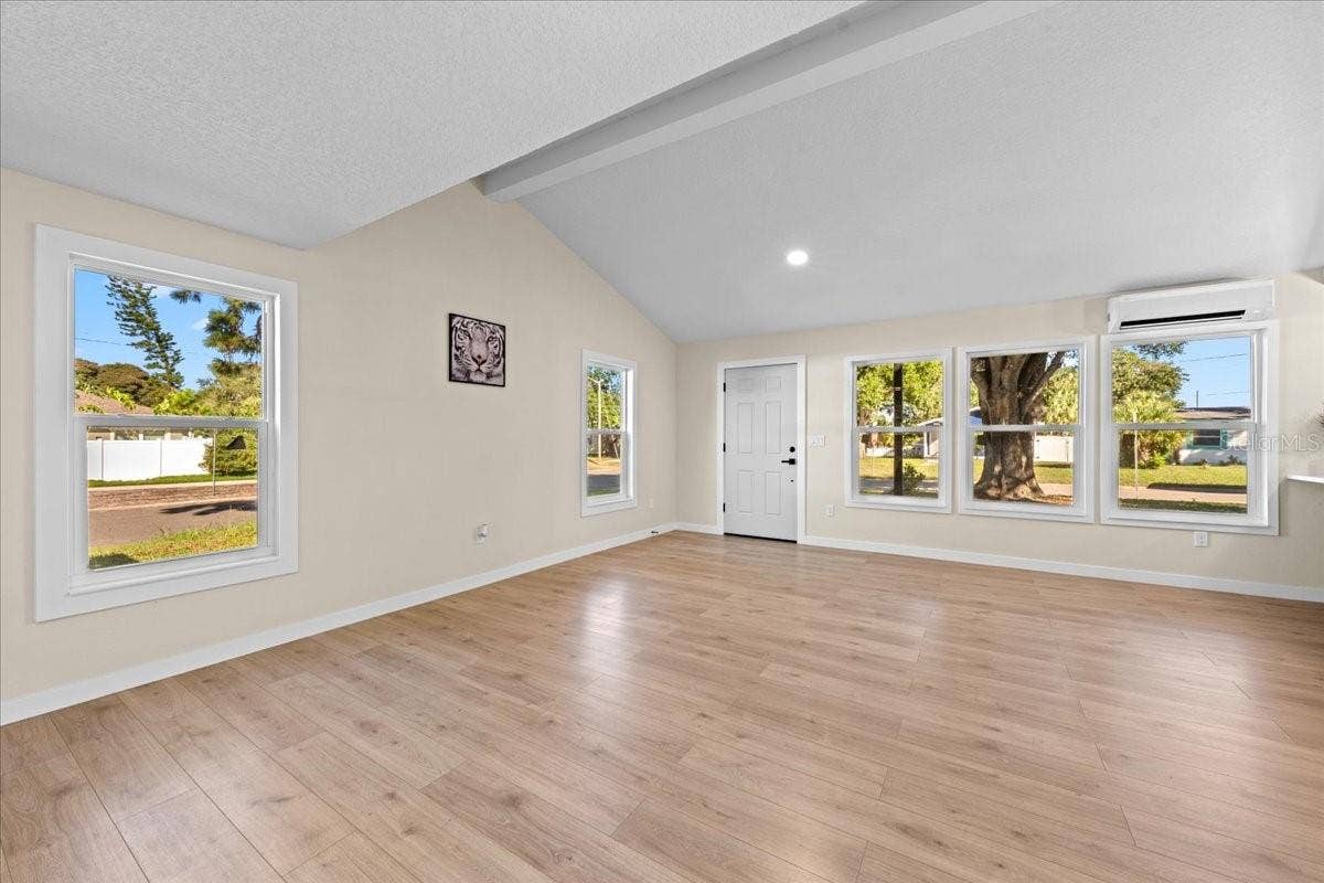 6948 DARTMOUTH AVENUE N, St Petersburg, FL 33710