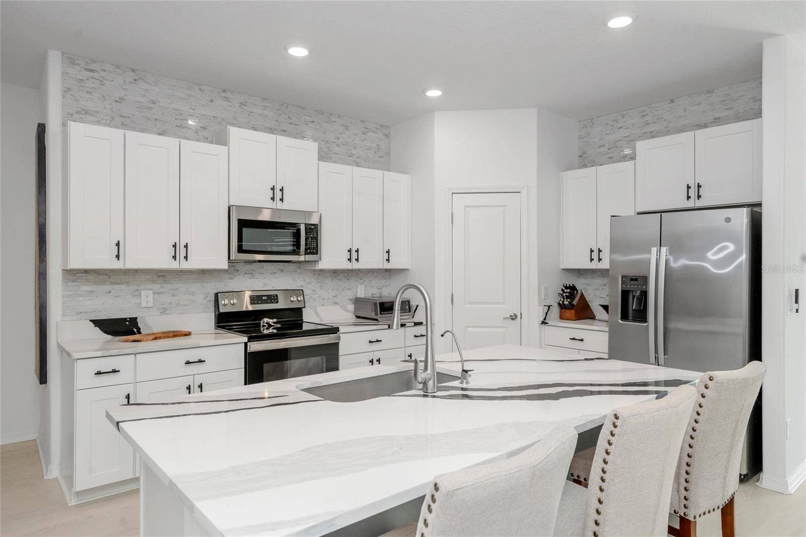 9617 BRANCHING SHIP TRACE, Wesley Chapel, FL 33545 9617 BRANCHING SHIP TRACE, Wesley Chapel, FL 33545