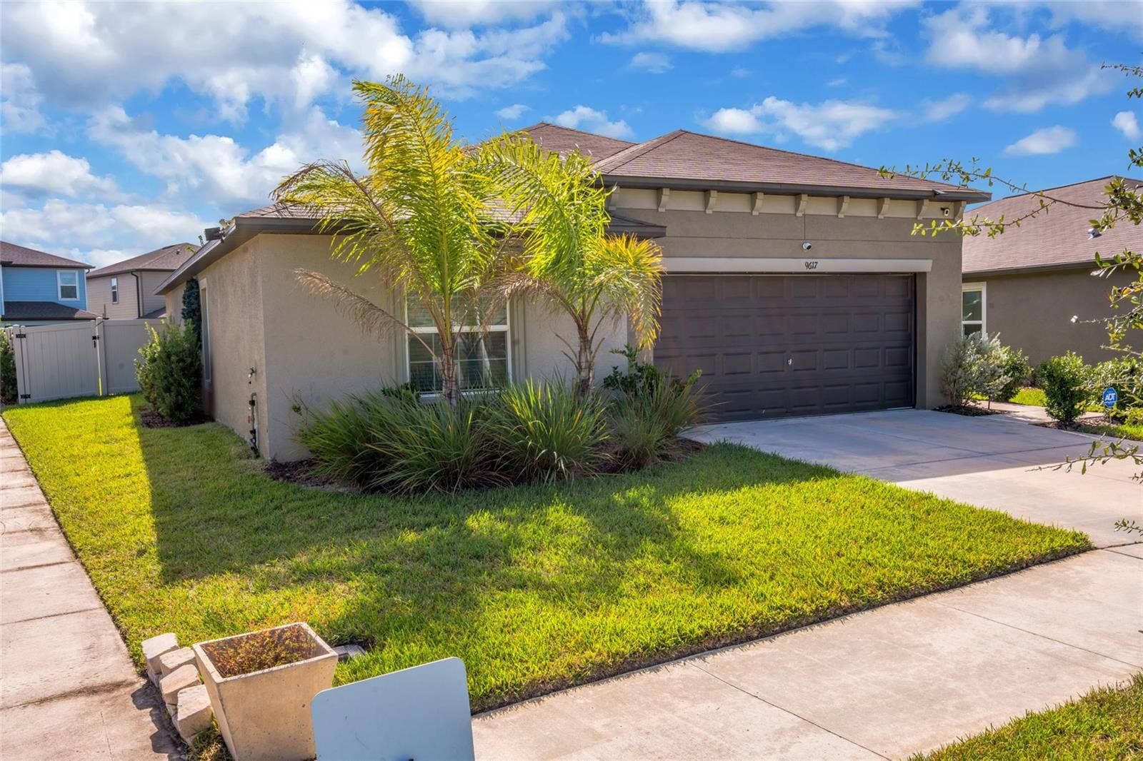 9617 BRANCHING SHIP TRACE, Wesley Chapel, FL 33545 9617 BRANCHING SHIP TRACE, Wesley Chapel, FL 33545