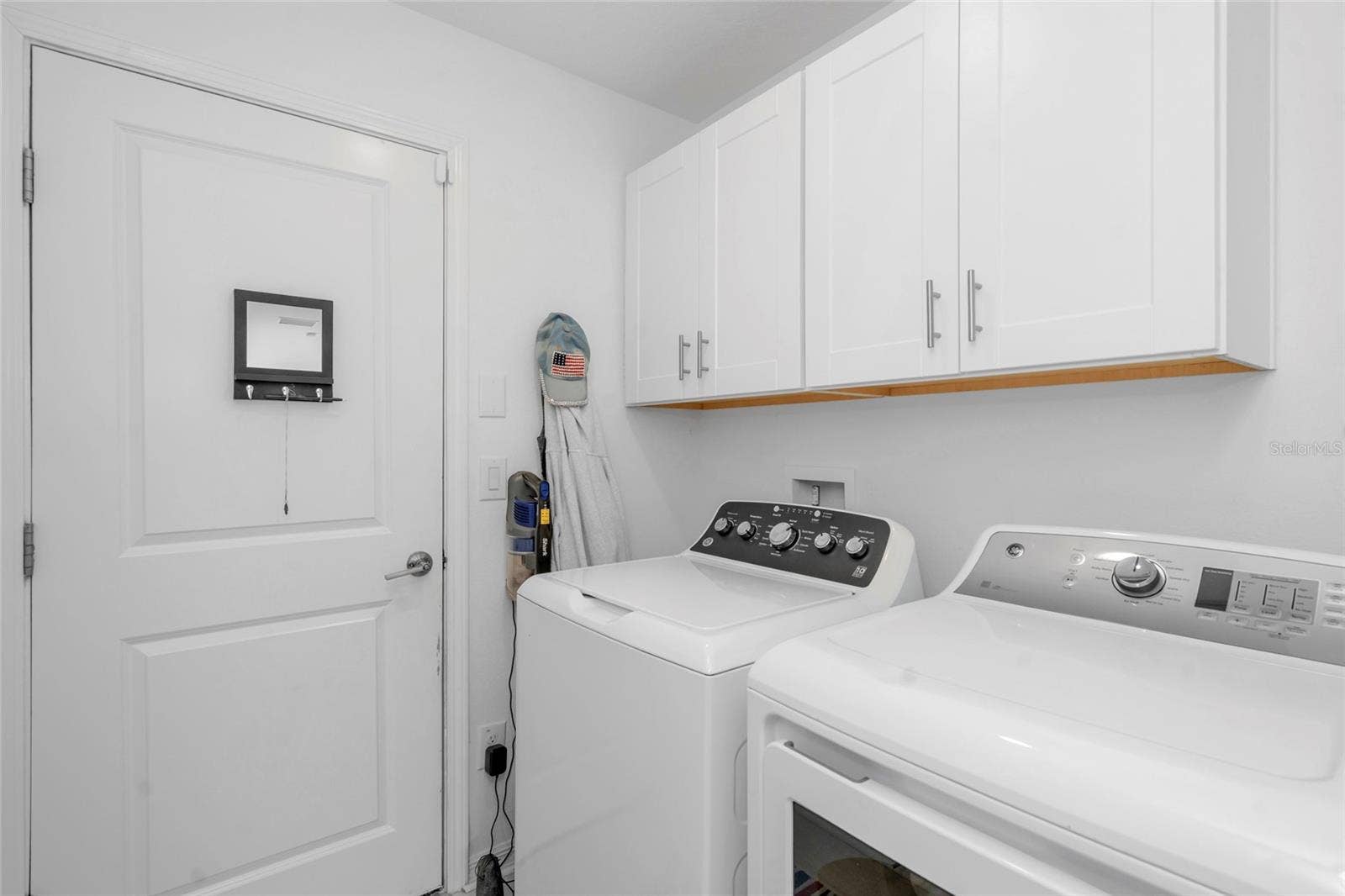 9617 BRANCHING SHIP TRACE, Wesley Chapel, FL 33545 9617 BRANCHING SHIP TRACE, Wesley Chapel, FL 33545