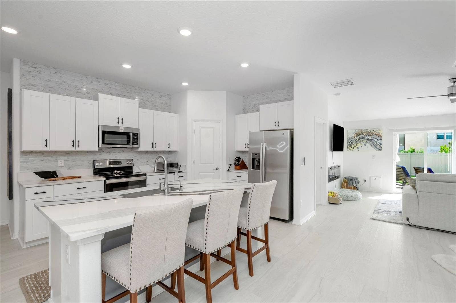 9617 BRANCHING SHIP TRACE, Wesley Chapel, FL 33545 9617 BRANCHING SHIP TRACE, Wesley Chapel, FL 33545