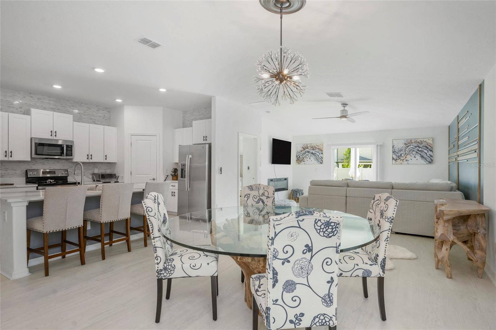 9617 BRANCHING SHIP TRACE, Wesley Chapel, FL 33545 9617 BRANCHING SHIP TRACE, Wesley Chapel, FL 33545