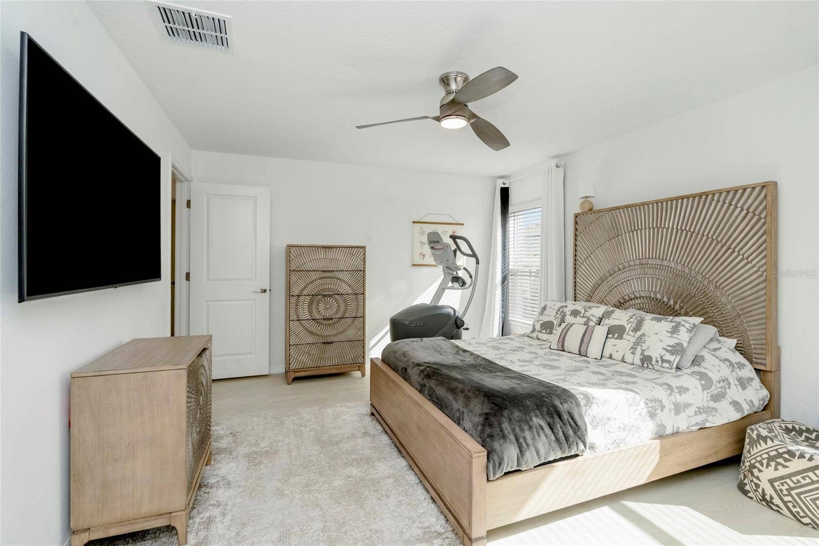 9617 BRANCHING SHIP TRACE, Wesley Chapel, FL 33545 9617 BRANCHING SHIP TRACE, Wesley Chapel, FL 33545