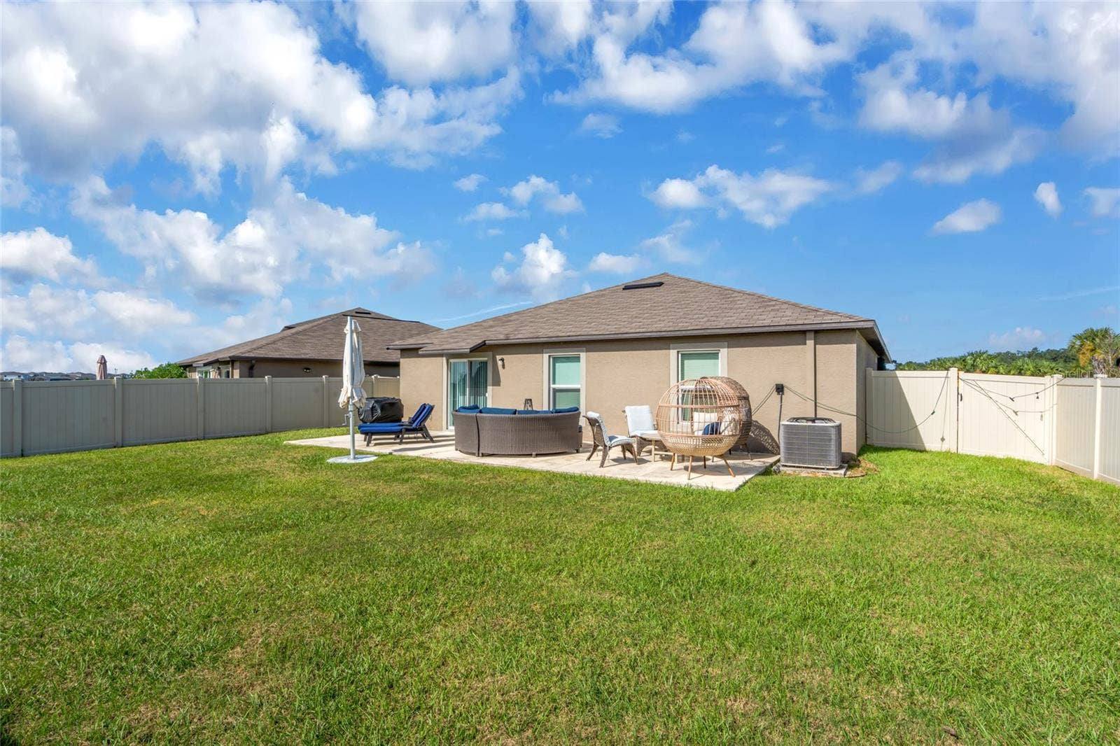 9617 BRANCHING SHIP TRACE, Wesley Chapel, FL 33545 9617 BRANCHING SHIP TRACE, Wesley Chapel, FL 33545
