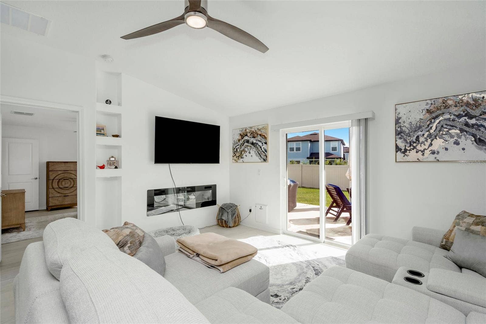 9617 BRANCHING SHIP TRACE, Wesley Chapel, FL 33545 9617 BRANCHING SHIP TRACE, Wesley Chapel, FL 33545