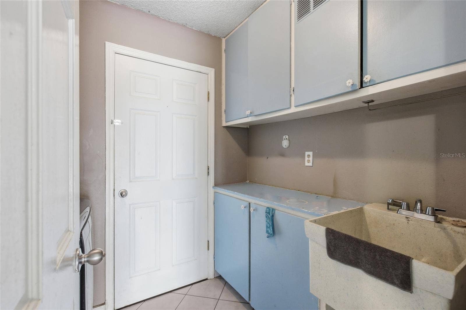 2655 ANN AVENUE, Kissimmee, FL 34744 2655 ANN AVENUE, Kissimmee, FL 34744