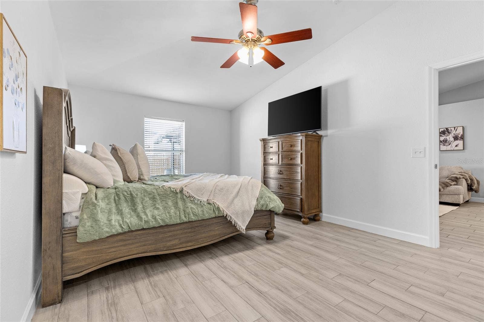 4445 HORSESHOE PICK LANE, Valrico, FL 33594 4445 HORSESHOE PICK LANE, Valrico, FL 33594