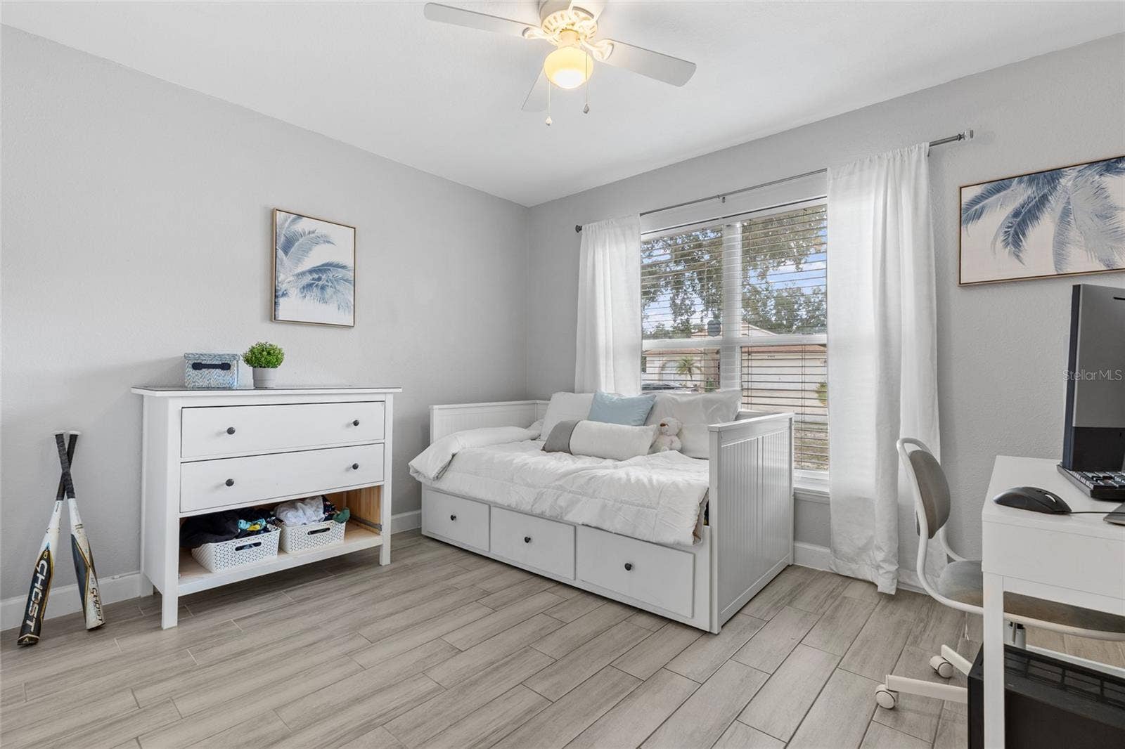 4445 HORSESHOE PICK LANE, Valrico, FL 33594 4445 HORSESHOE PICK LANE, Valrico, FL 33594