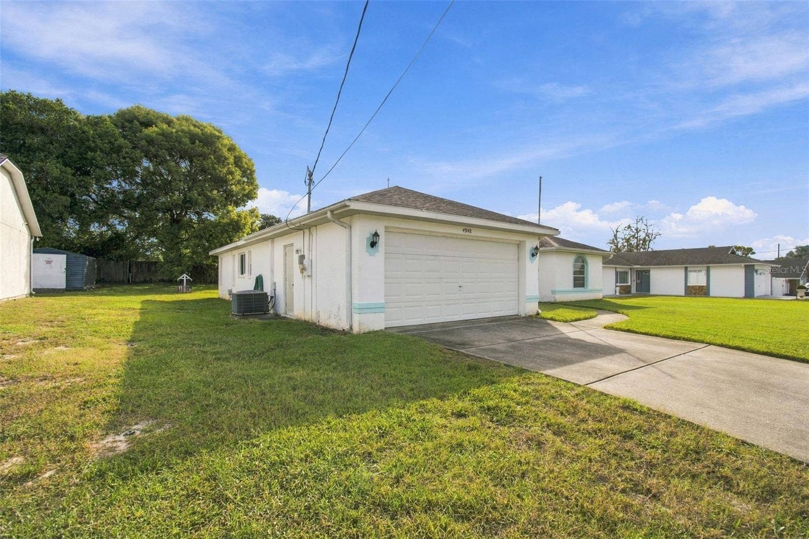 4342 HEDGEWOOD AVENUE, Spring Hill, FL 34608 4342 HEDGEWOOD AVENUE, Spring Hill, FL 34608