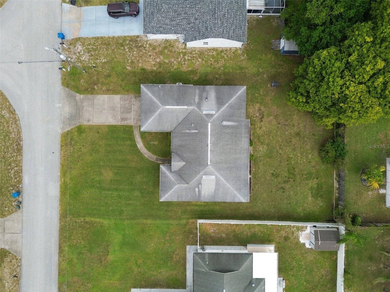 4342 HEDGEWOOD AVENUE, Spring Hill, FL 34608 4342 HEDGEWOOD AVENUE, Spring Hill, FL 34608