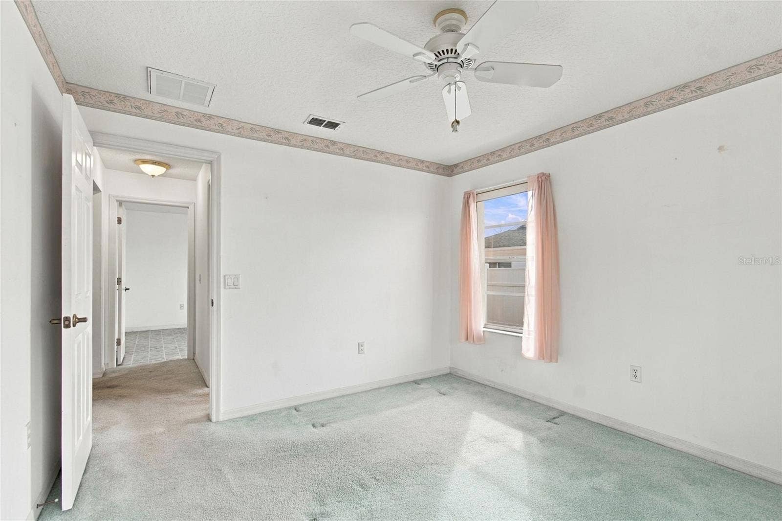 4342 HEDGEWOOD AVENUE, Spring Hill, FL 34608 4342 HEDGEWOOD AVENUE, Spring Hill, FL 34608