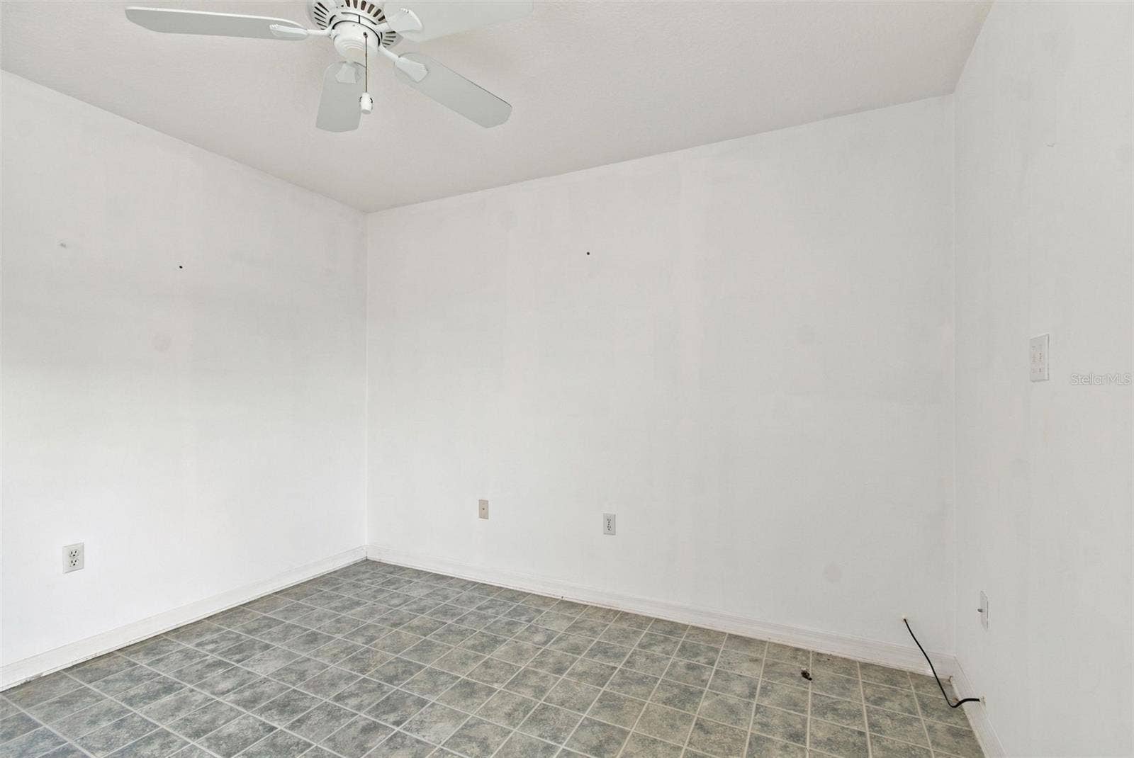 4342 HEDGEWOOD AVENUE, Spring Hill, FL 34608 4342 HEDGEWOOD AVENUE, Spring Hill, FL 34608