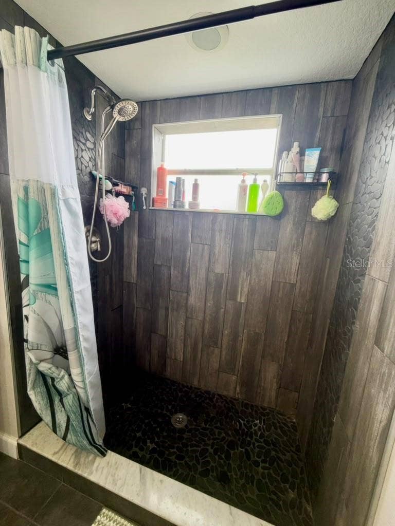 8210 MACKINAW ROAD, Weeki Wachee, FL 34613 8210 MACKINAW ROAD, Weeki Wachee, FL 34613