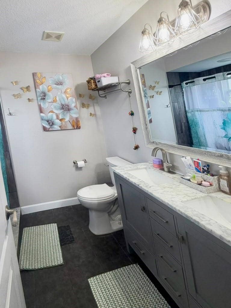 8210 MACKINAW ROAD, Weeki Wachee, FL 34613 8210 MACKINAW ROAD, Weeki Wachee, FL 34613