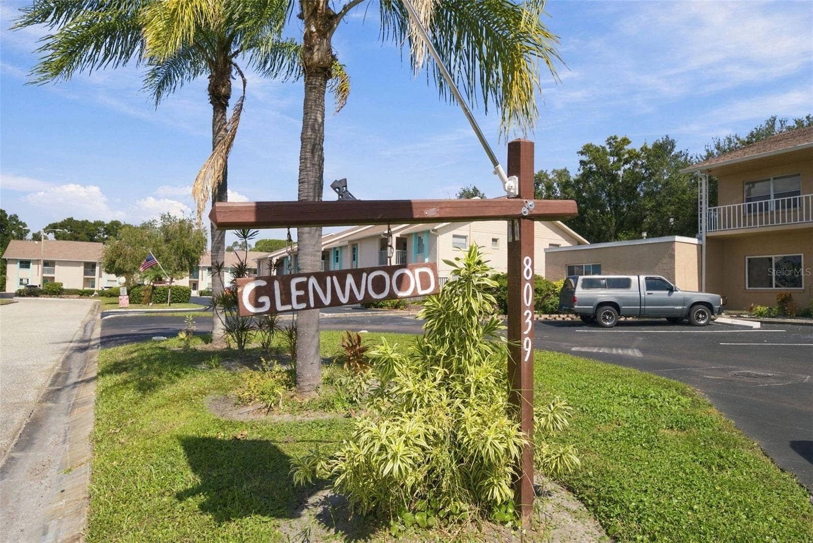 8039 GARDEN DRIVE, #204, Seminole, FL 33777