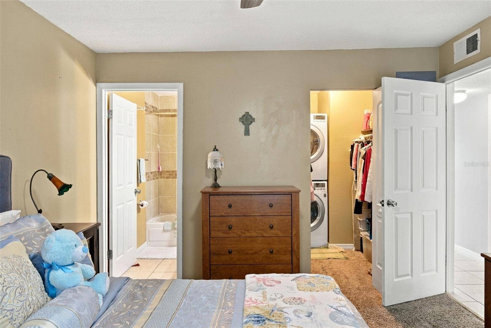 8039 GARDEN DRIVE, #204, Seminole, FL 33777