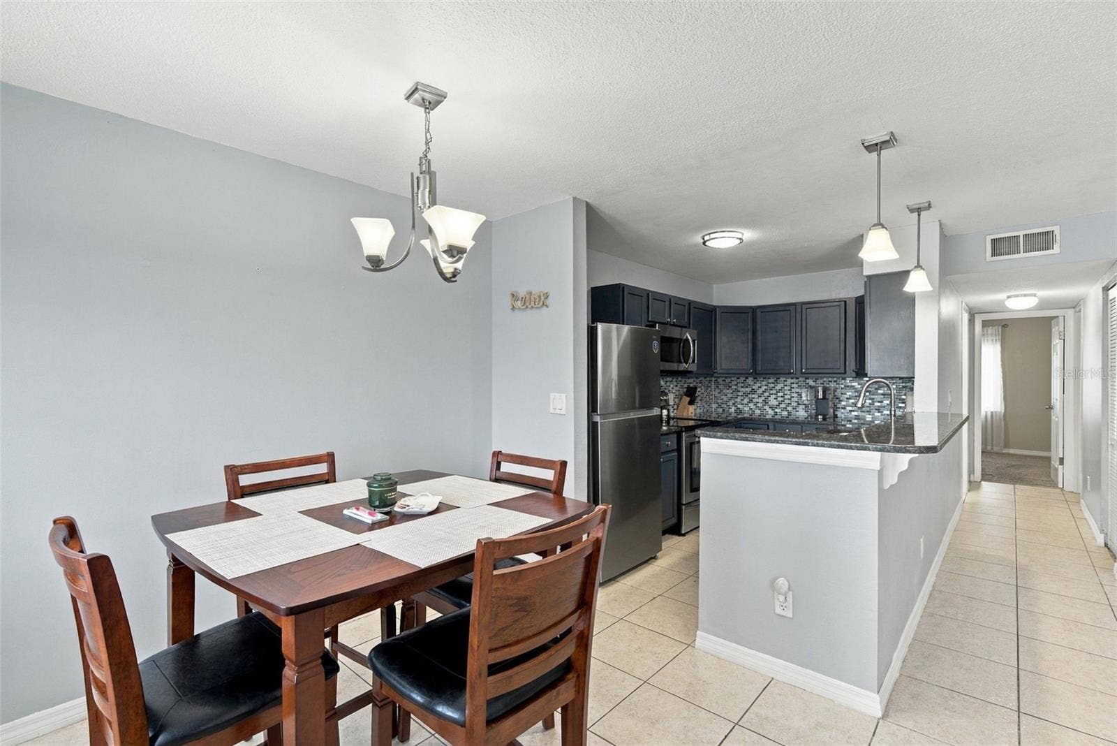 8039 GARDEN DRIVE, #204, Seminole, FL 33777