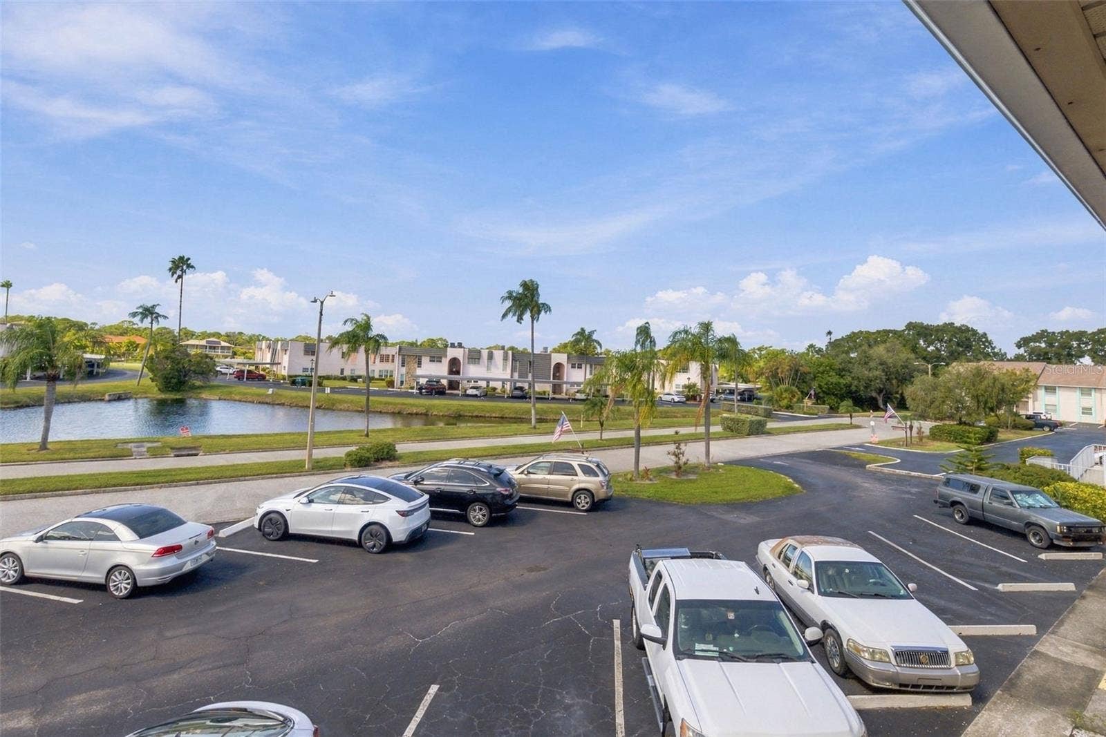 8039 GARDEN DRIVE, #204, Seminole, FL 33777