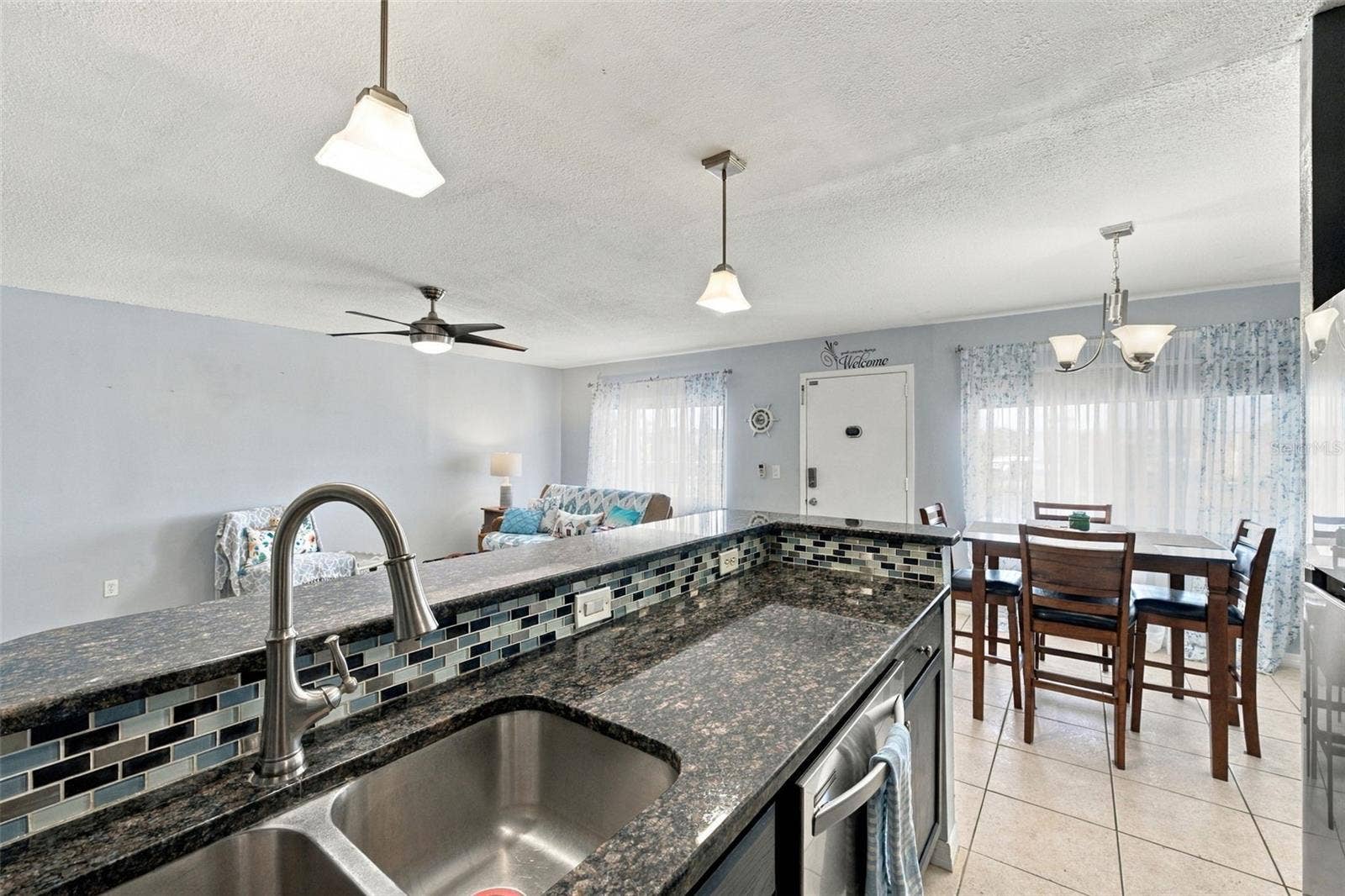 8039 GARDEN DRIVE, #204, Seminole, FL 33777