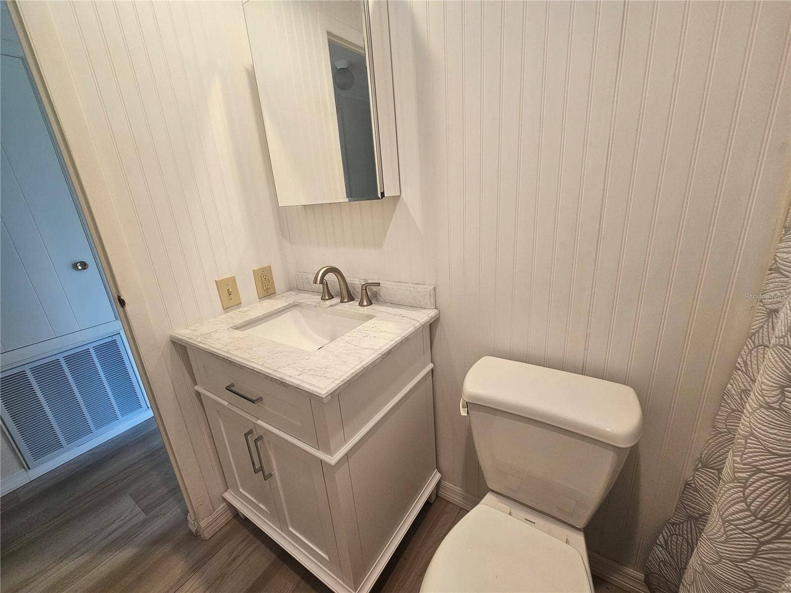 238 PELICAN DRIVE N, Oldsmar, FL 34677 Bathroom 2