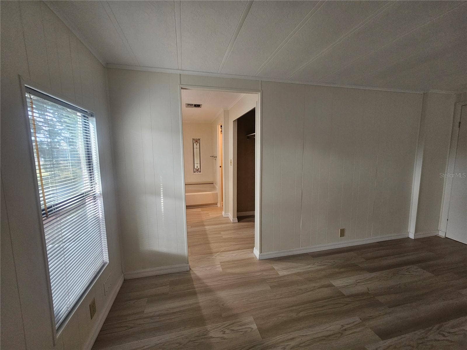 238 PELICAN DRIVE N, Oldsmar, FL 34677 Primary Bedroom w/Ensuite Bath
