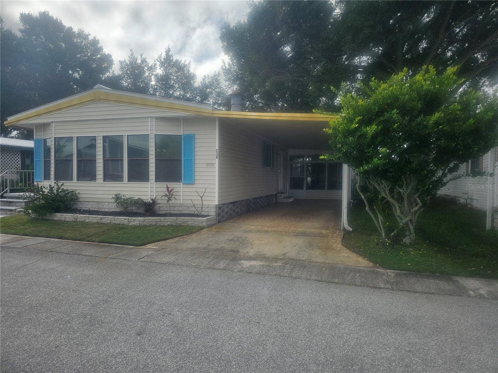 238 PELICAN DRIVE N, Oldsmar, FL 34677 Front