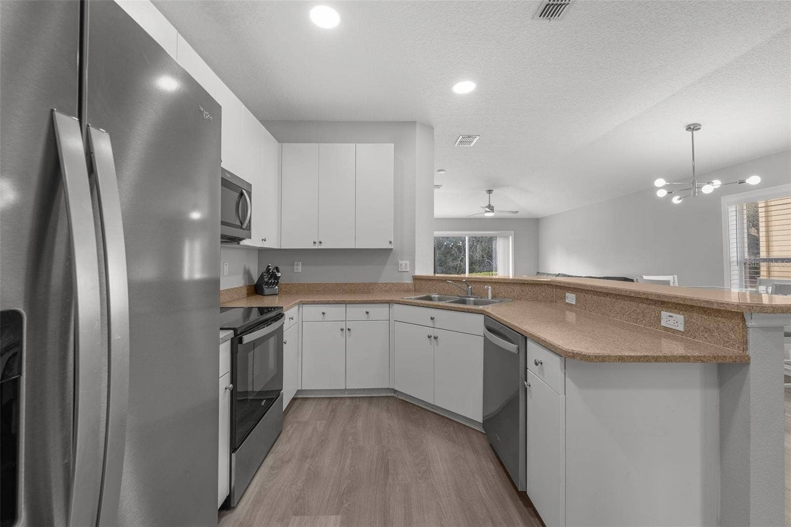 8516 CORINTHIAN WAY, New Port Richey, FL 34654 Kitchen