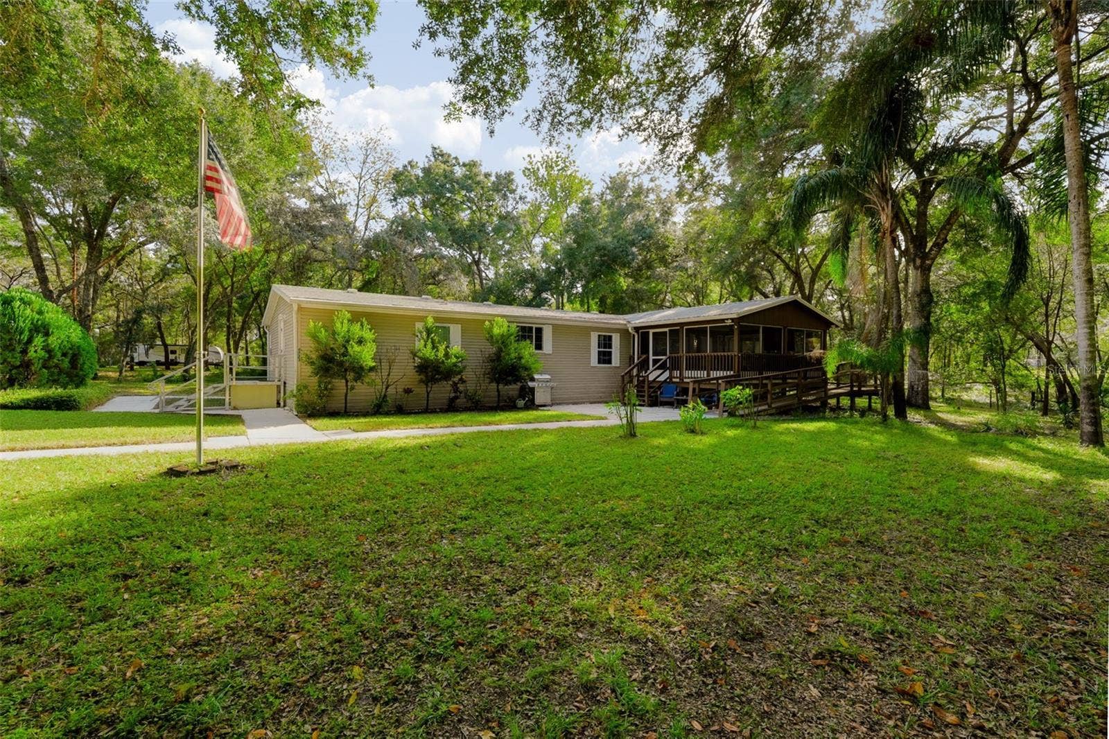 17234 HELEN K DRIVE, Spring Hill, FL 34610 17234 HELEN K DRIVE, Spring Hill, FL 34610