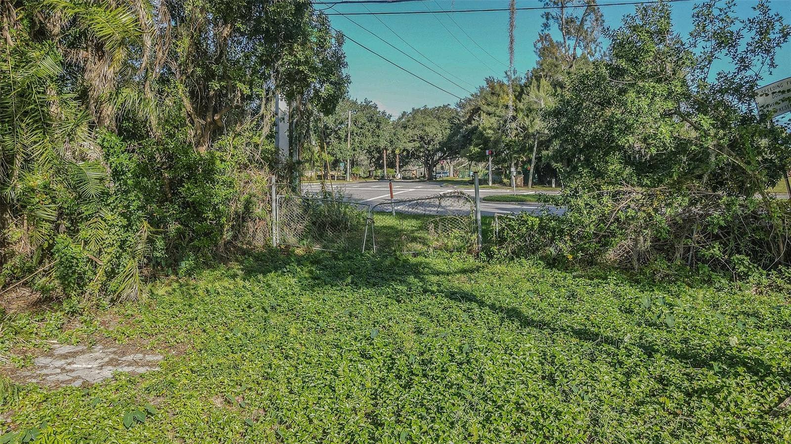 2125 W BEARSS AVENUE, Tampa, FL 33618 2125 W BEARSS AVENUE, Tampa, FL 33618