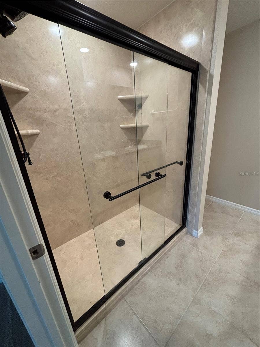 11453 STONE PINE STREET, Riverview, FL 33569 Primary Bathroom