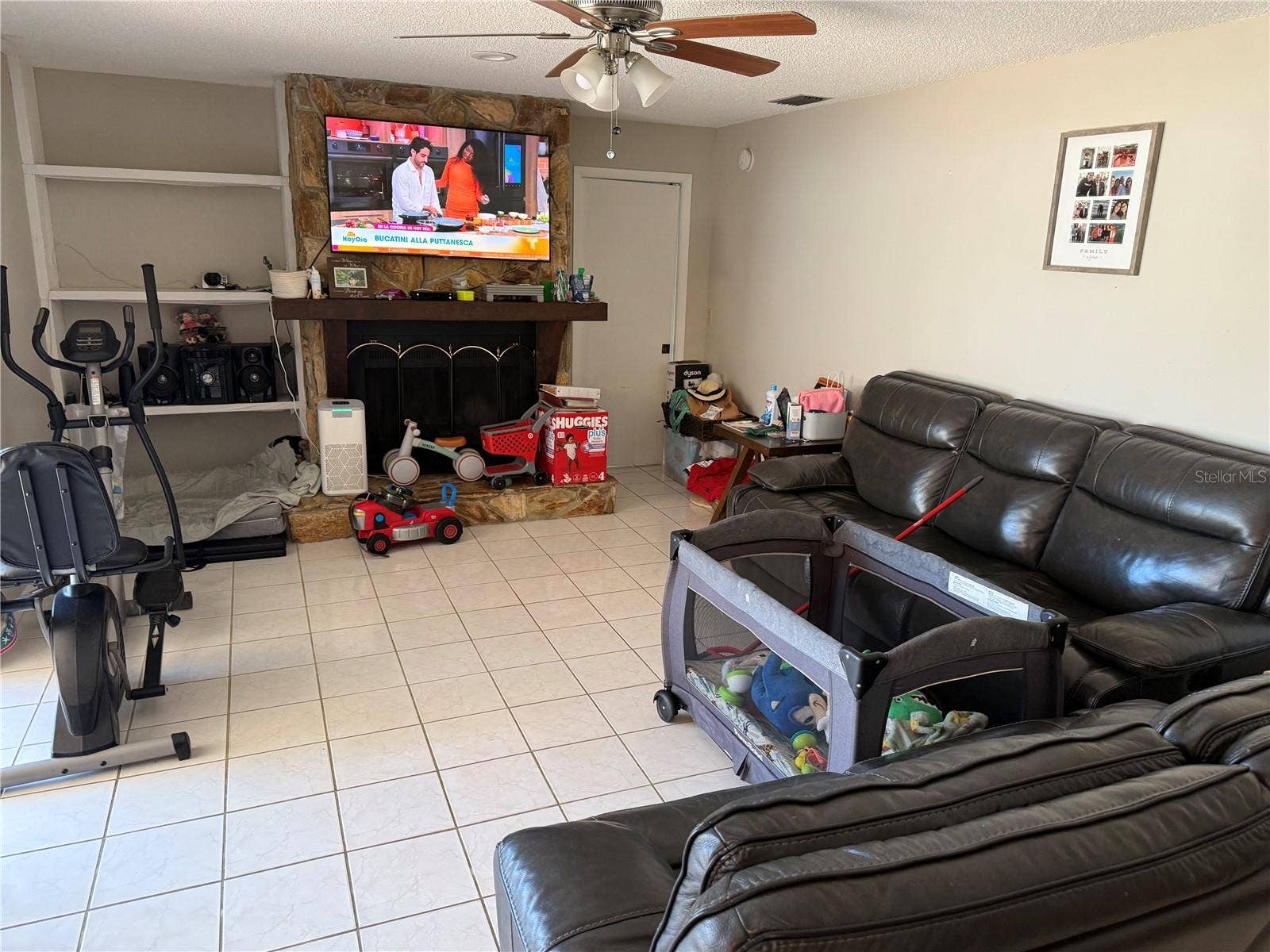 16307 E COURSE DRIVE, Tampa, FL 33624 16307 E COURSE DRIVE, Tampa, FL 33624