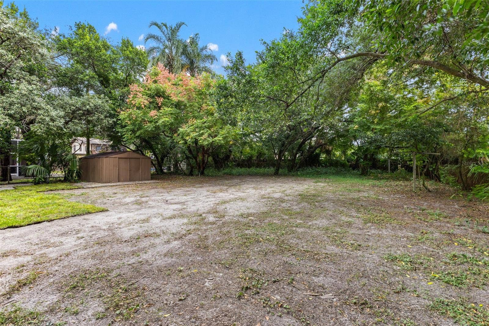 6303 N KING STREET, Tampa, FL 33604 6303 N KING STREET, Tampa, FL 33604